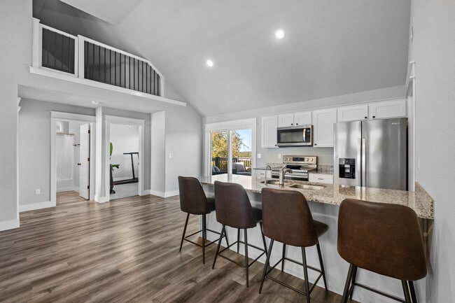 Photo - 17660 Timberlake Trail