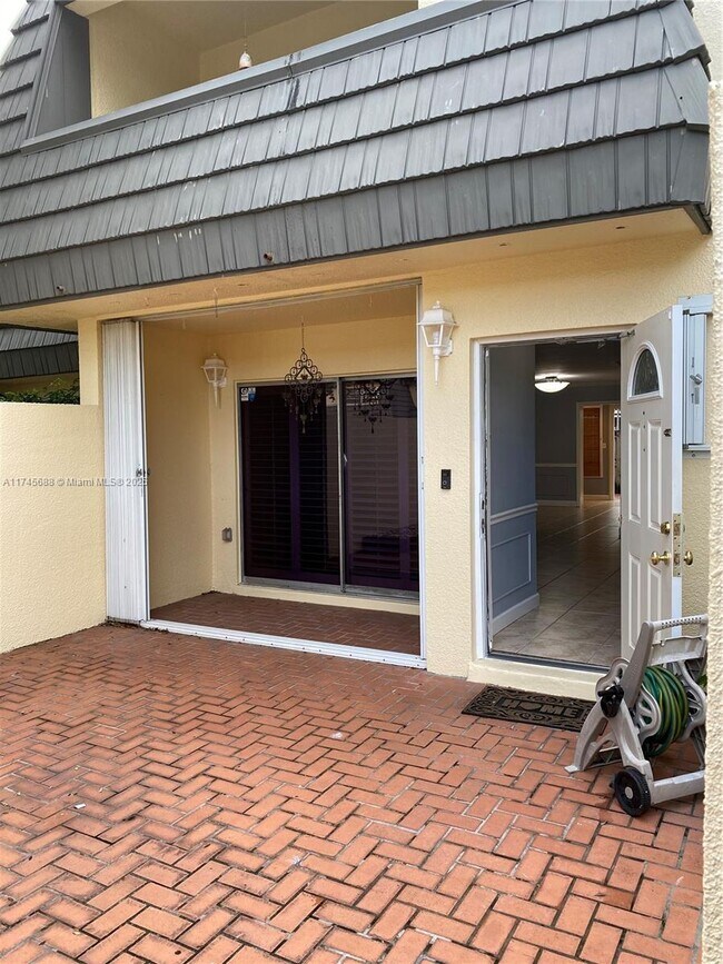 Photo - 8761 SW 137th Ave