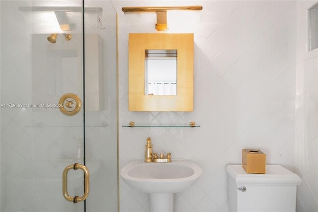 Photo - 1840 Cleveland Rd