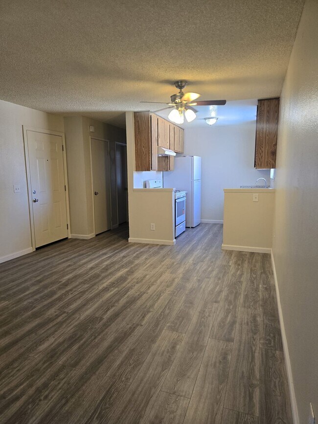 5906 Challen Ave Unit 12
