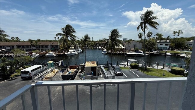 Photo - 16565 NE 26th Ave Unit 3G