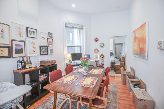 Photo - 1808 N Clark St Unit 1