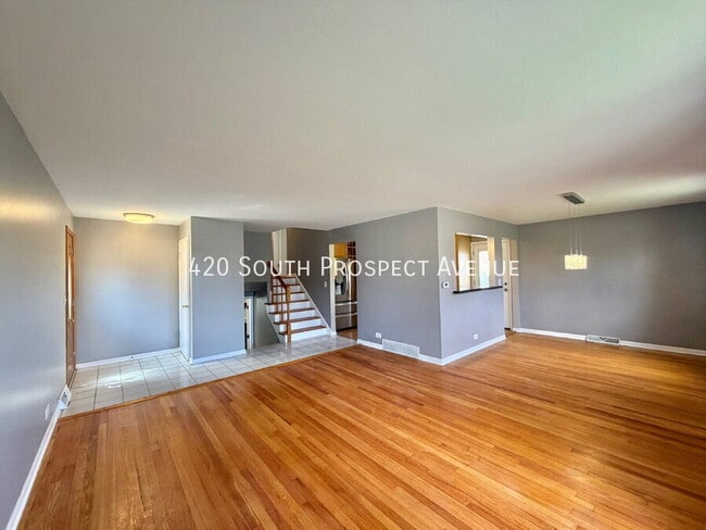 Photo - 420 S Prospect Ave