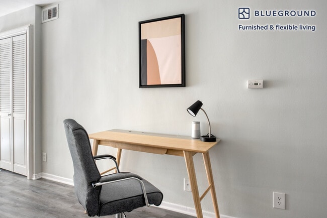 Photo - 170 N Crescent Dr Unidad FL2-ID1032