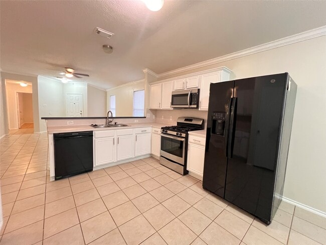 Building Photo - 4714 Garden Meadow Dr