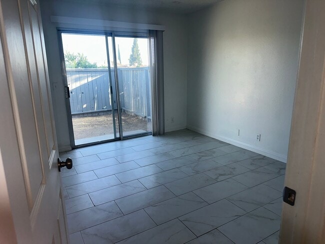 13576 Algonquin Rd Unidad 2
