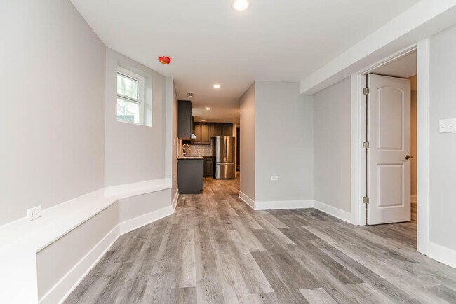 Photo - 2200 N Kenneth Ave Unit #G