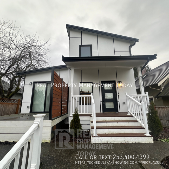 Modern 4 Bedroom House In Tacoma! - Modern 4 Bedroom House In Tacoma!