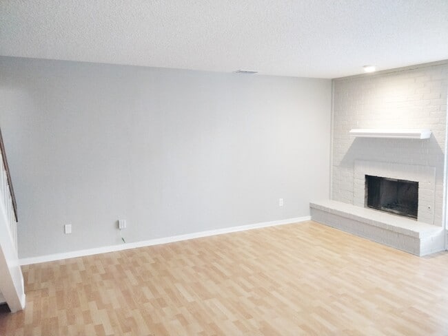 Photo - 828 Via Madonna