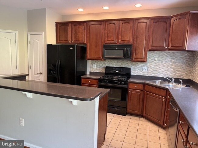 Photo - 10292 Chestnut Park Ln