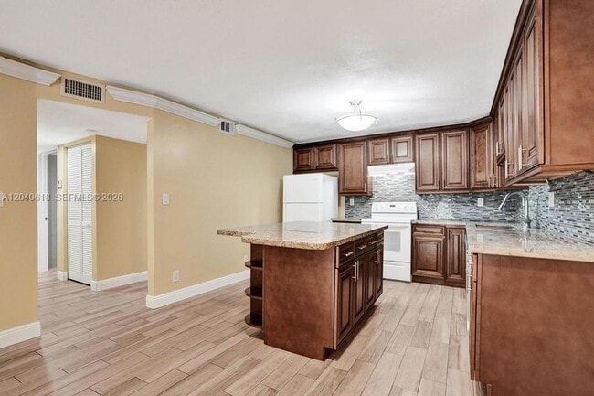 Photo - 4114 NW 88th Ave Unit 102