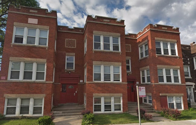 Photo - 5301 W Jackson Blvd