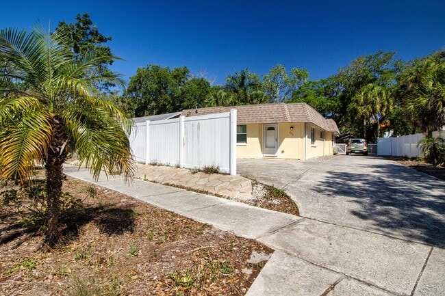 Photo - Indian Beach Park Duplex - walk to Ringling College!!