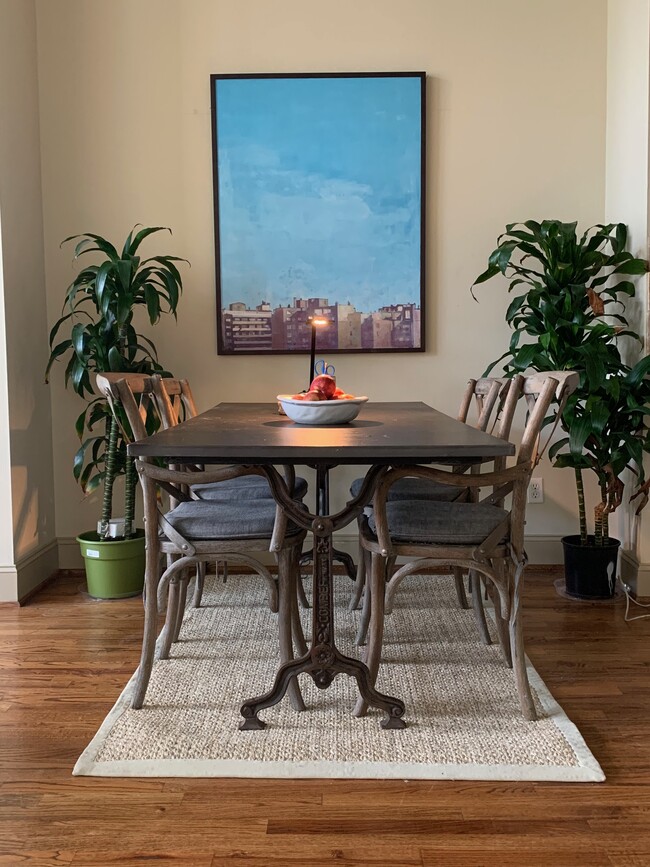 Photo - 2822 Leeland St Townhome
