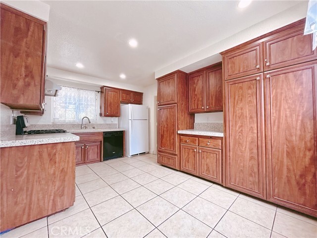 Photo - 942 Barbara Ln