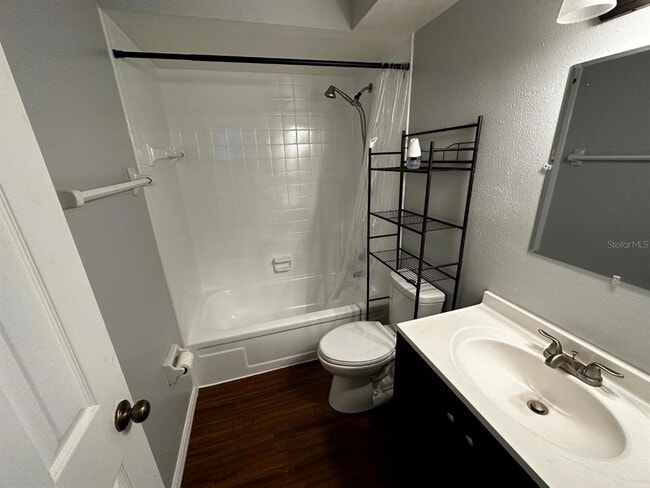 Photo - 610 Emerald Ave Unit 2