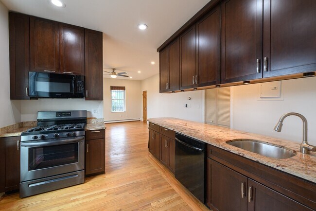 Building Photo - 87 Atherton St Unit 1 Rental