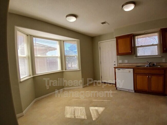 Photo - 1100 N Noland Rd