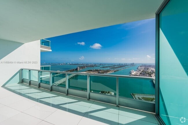 Building Photo - 900 Biscayne Rental