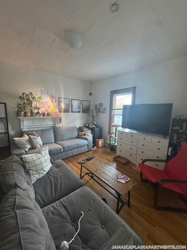 Photo - 3 Nira Ave Unidad 2