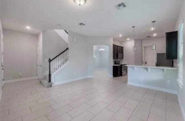 14537 Golden Harbor Ln