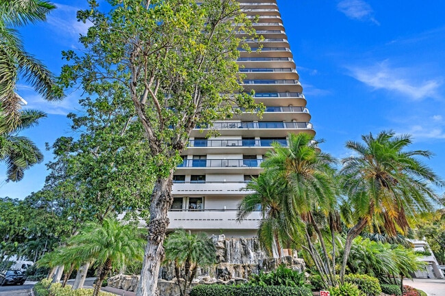Photo - 19667 Turnberry Way Unit 10c