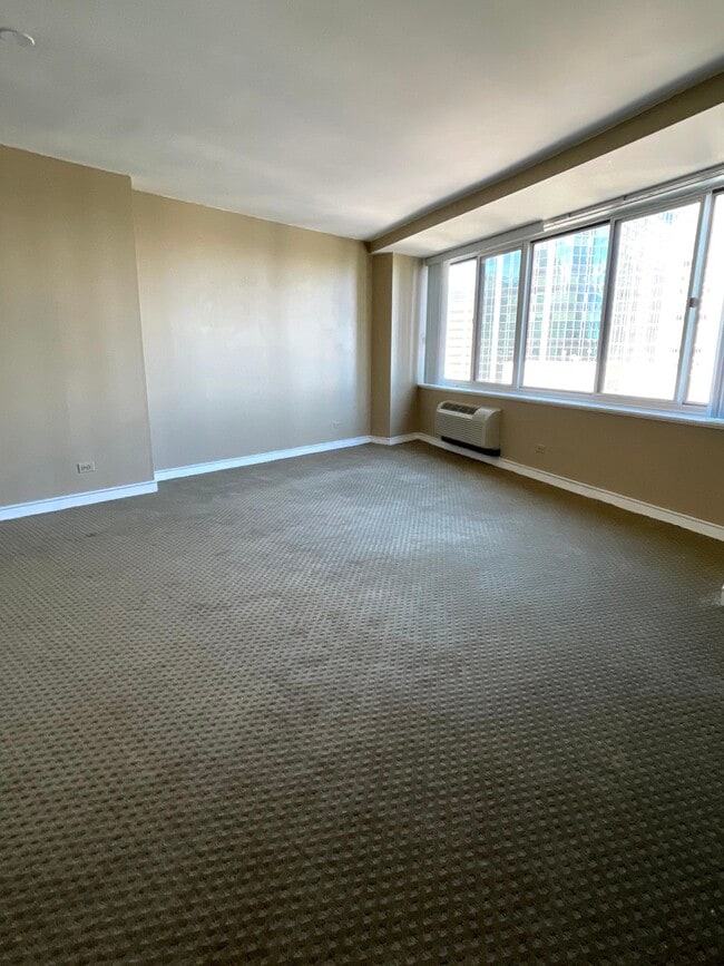 Photo - 211 E Ohio St Unit 2802