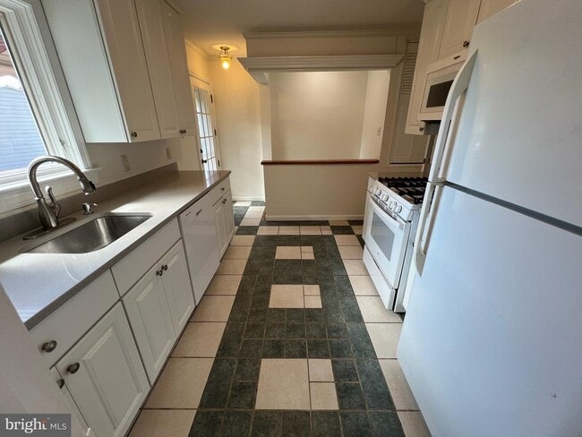 Photo - 2314 Eccleston St