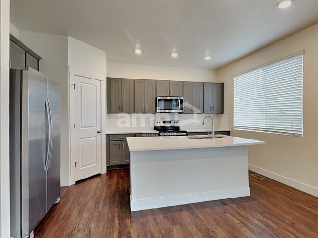 Photo - 7688 Mardale Ln