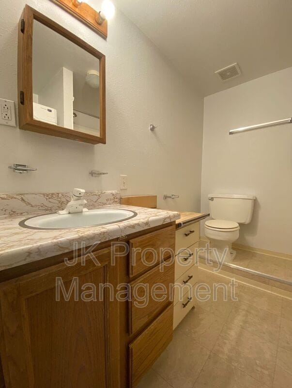 Photo - 1927 7th Ave N Unidad #01