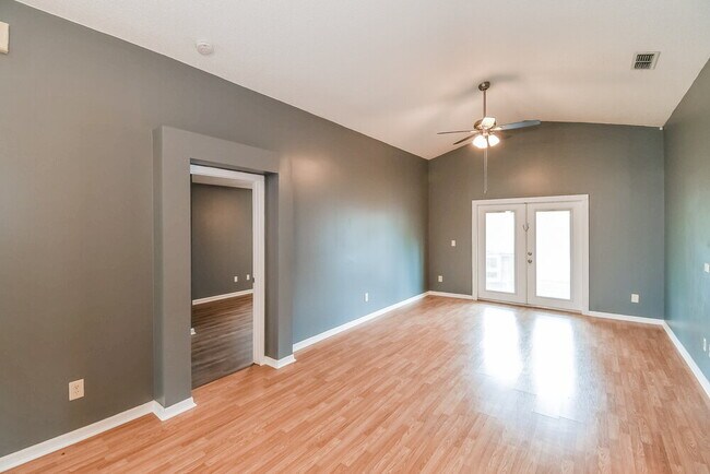 Photo - 1531 Slash Pine Ct