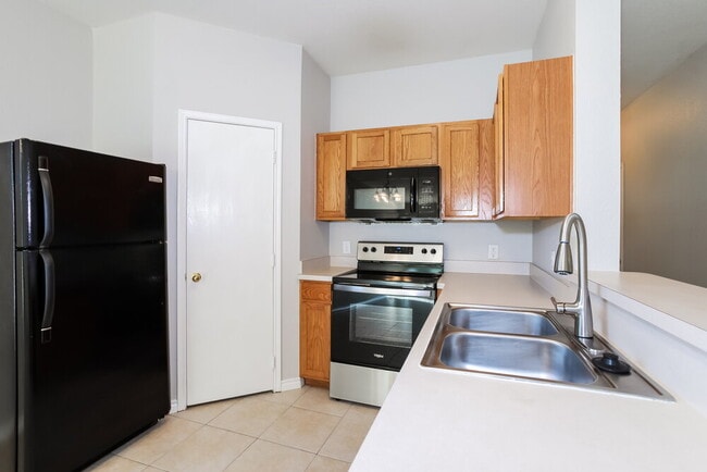 Photo - 2804 Hilcroft Ave