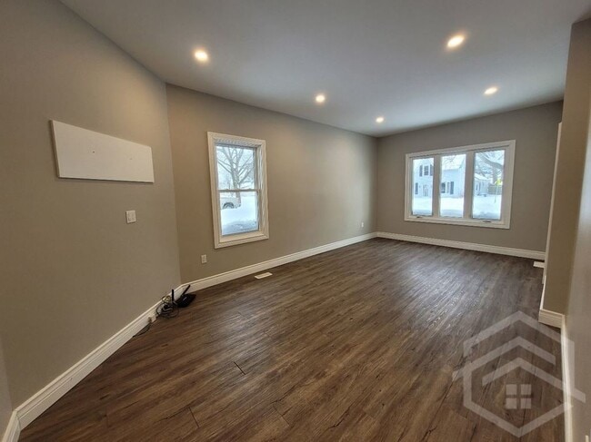 Photo - Luxury 1-Bedroom Living!! Unit A