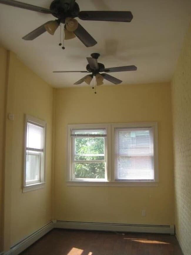 Photo - 1524t Unit 2