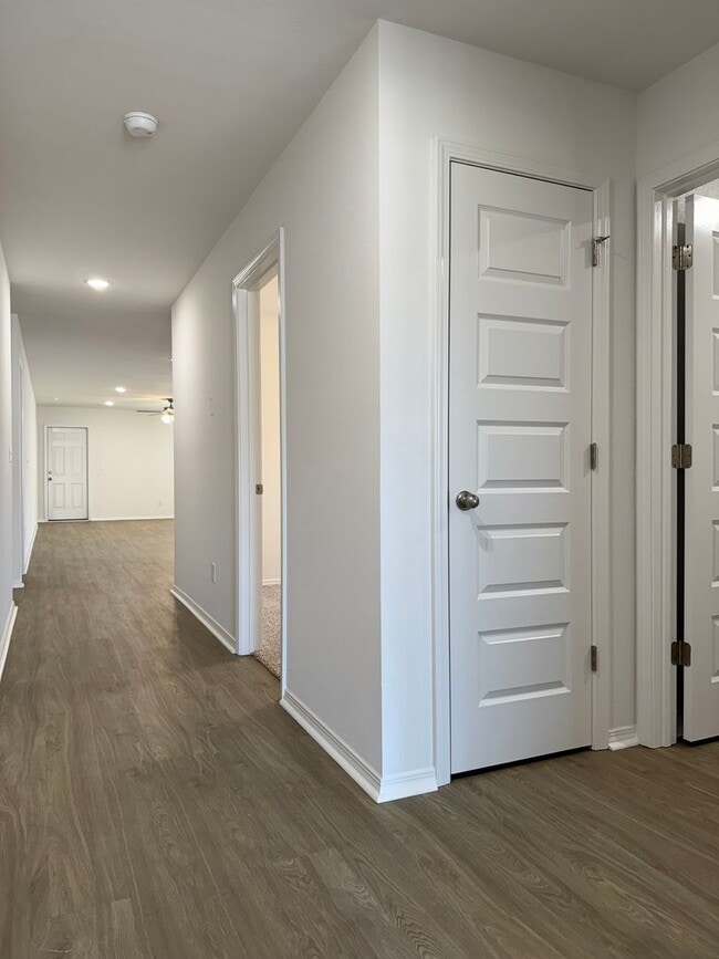 Photo - 245 Bighorn Trl