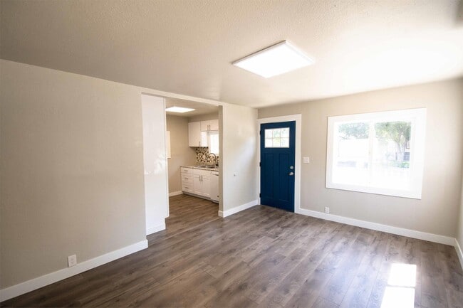 Photo - 5 Wallace St