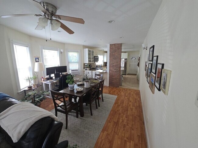 146 Hillside Rd Unit 1