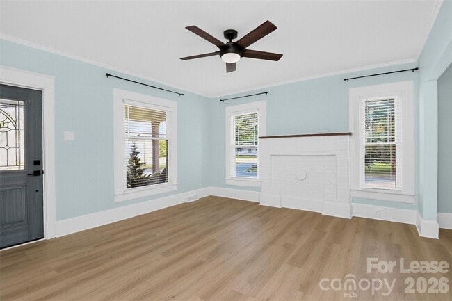 Photo - 204 E McNeely Ave