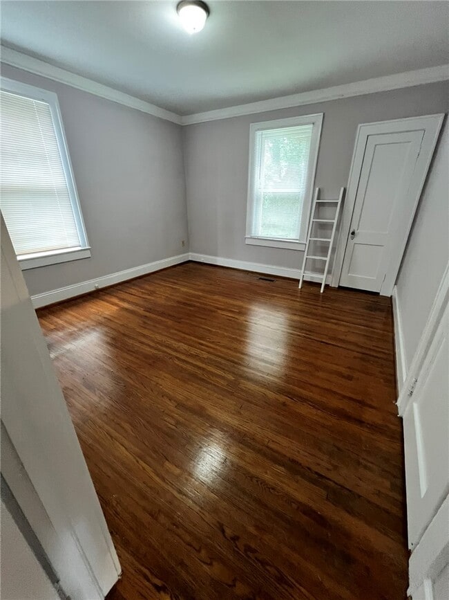 Photo - 514 Creswell Ave