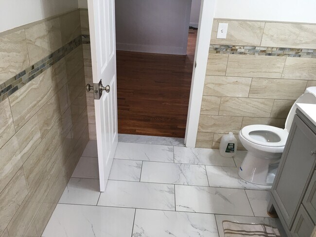 Photo - 99 Grand Ave Unit Apartement #2