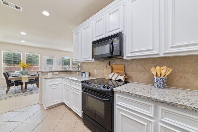 Photo - 14923 Tuttle Point Dr