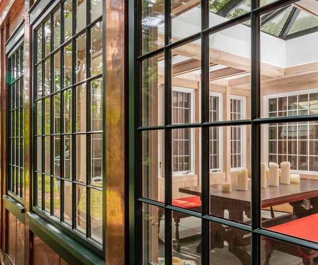 Photo - 64 Huntting Ln