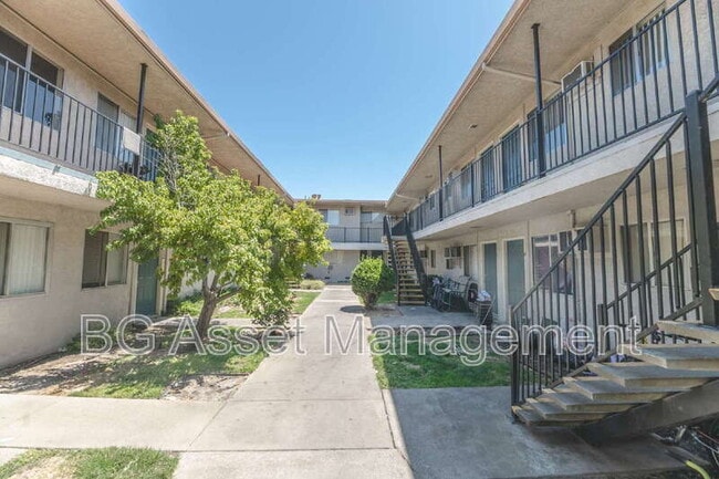 Photo - 1928 Ethan Way Unit 29