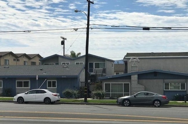 Photo - 3564 Del Amo Blvd Unit D