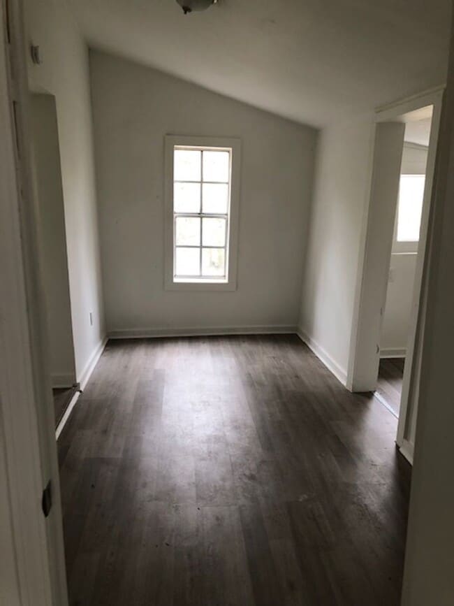 Photo - FEBRUARY MOVE SPECIAL! FIRST MONTH FREE!!