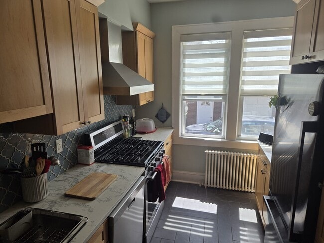 Photo - 63 68th St Unit Apt 2