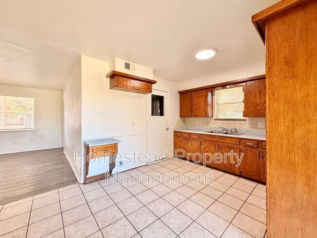 Photo - 433 NW 84th St