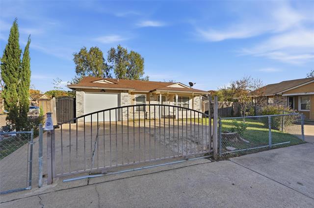 Building Photo - 9420 Kerrville St