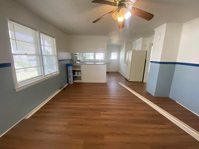 Photo - 2811 Sand Dunes Dr