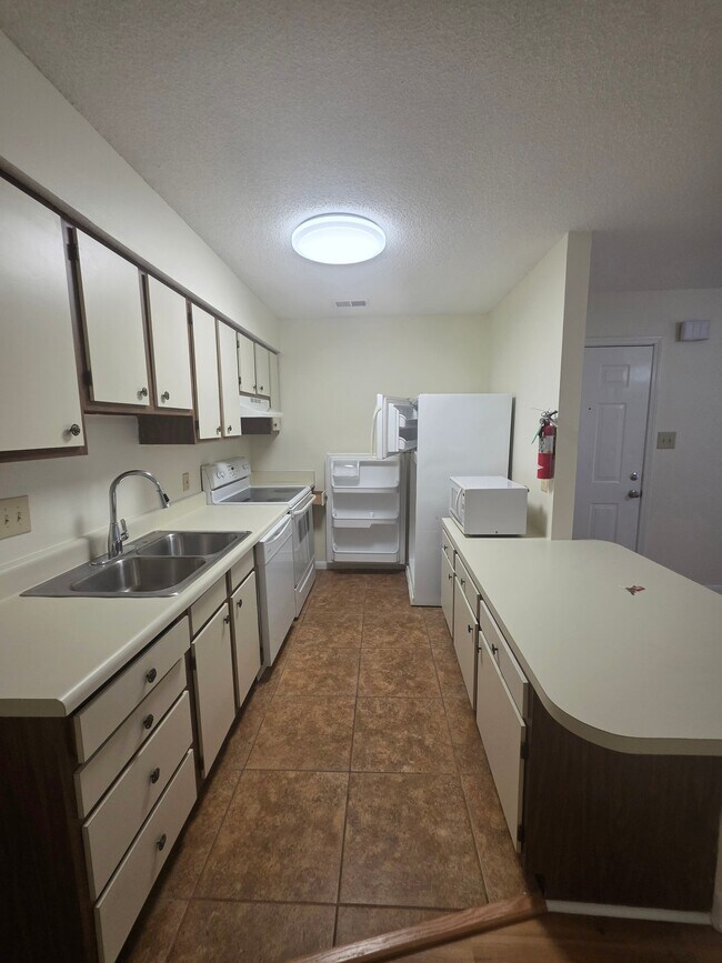 Photo - 4780 Pontchartrain Dr